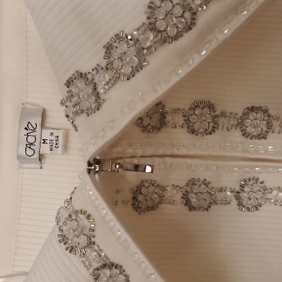 Top - Picture 2 of 3